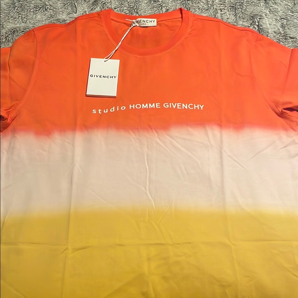 Givenchy Men's Orange and Yellow Gradient T-Shirt size large brand new!